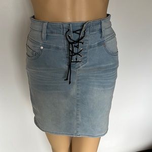 Material Girl jeans skirt. Size 3